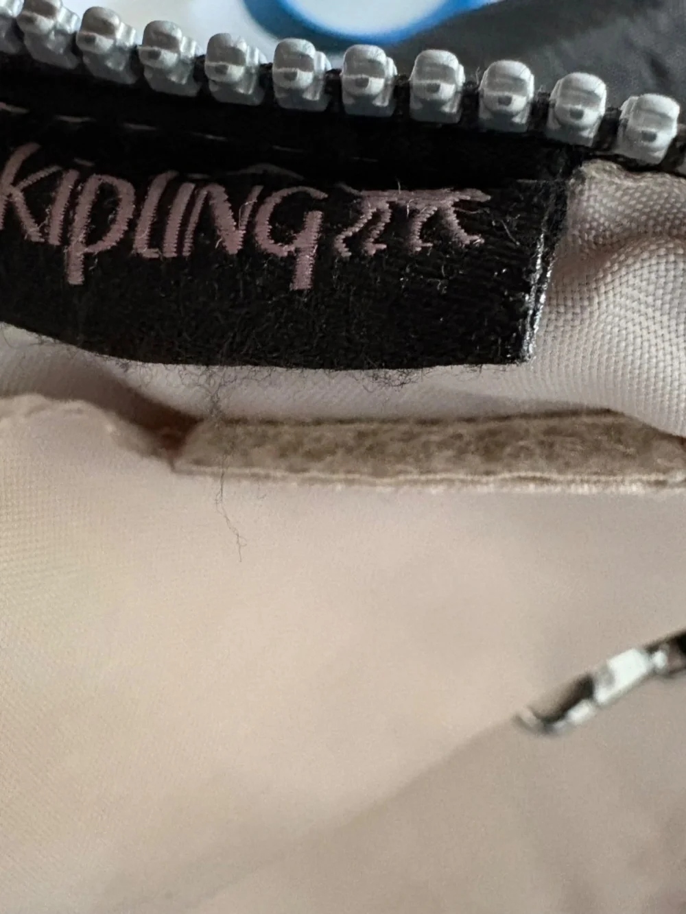 Vintage Kipling Defea Multi-Pocket Satchel Bag - Black Crinkle Nylon